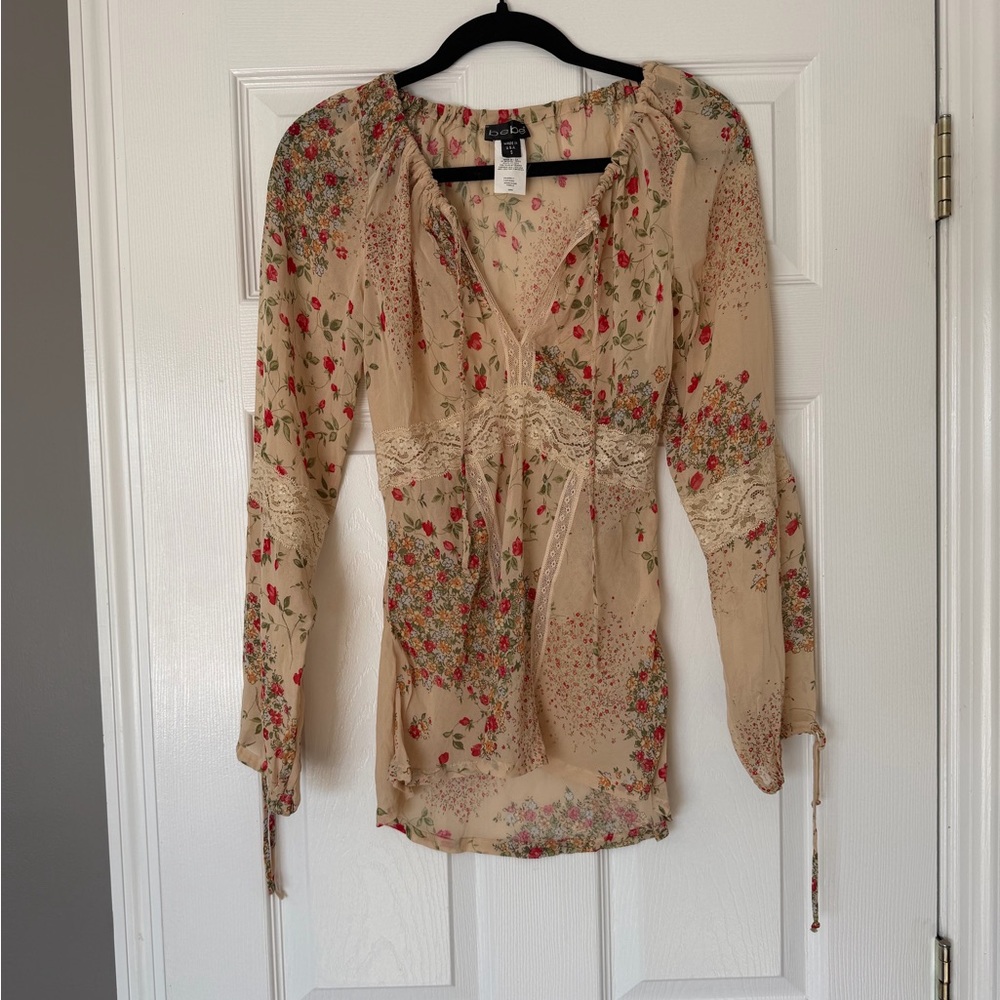 SOLD DO NOT BUY!!! bebe Floral Blouse, size S, boho, cottagecore, y2k
